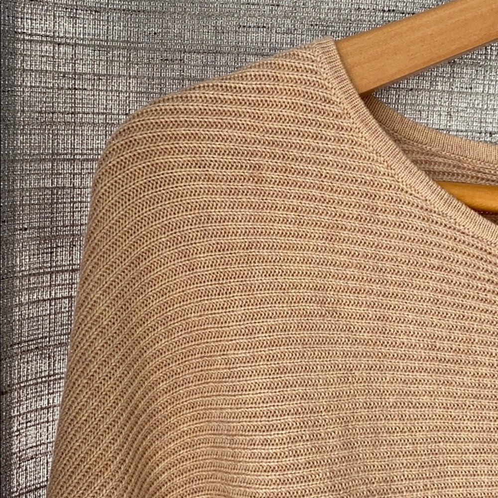 H&M Light Pink Knit Scoop Neck - Picture 2 of 4